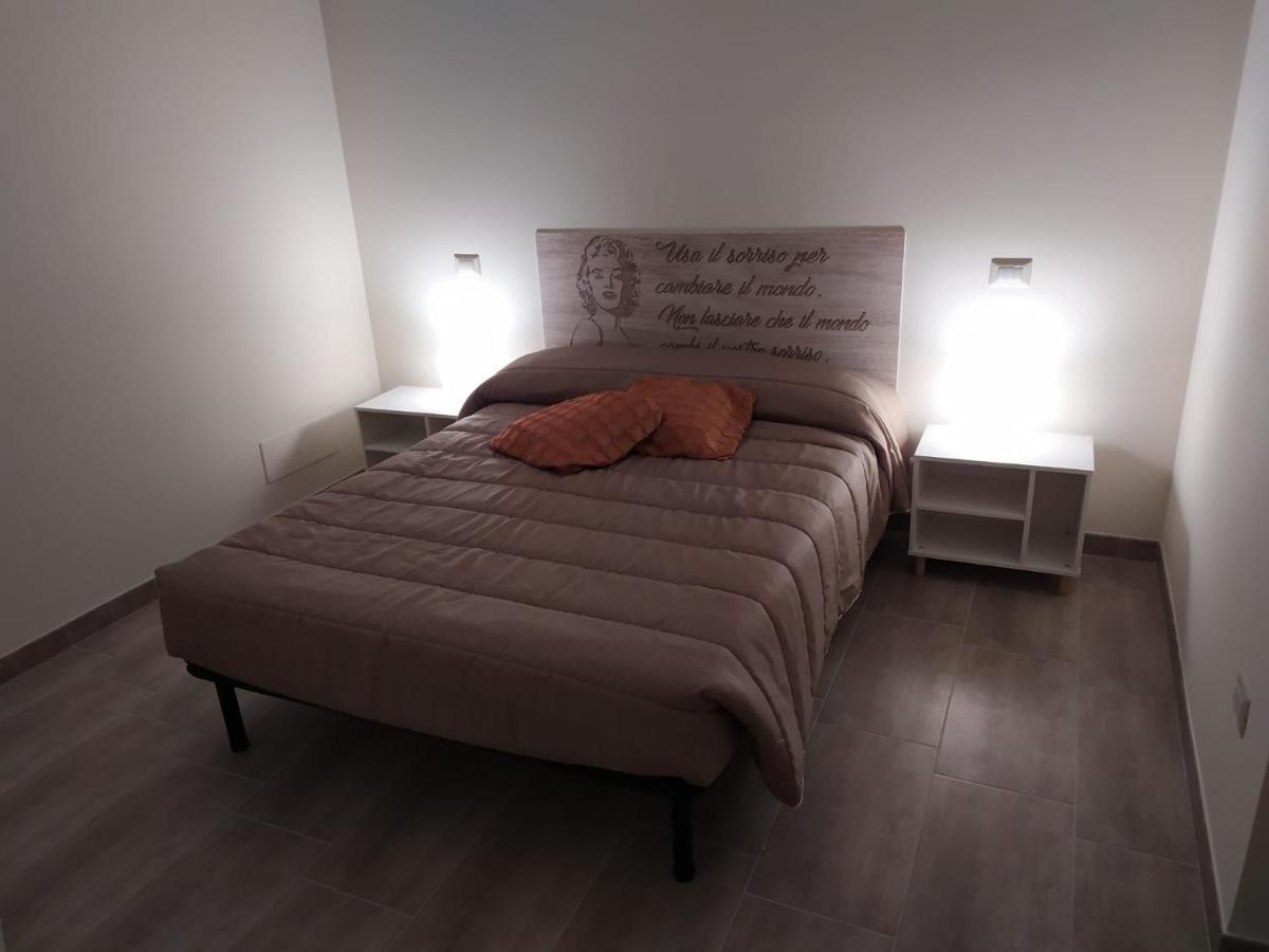 Dimora Sorriso Apartment Bari Exterior photo