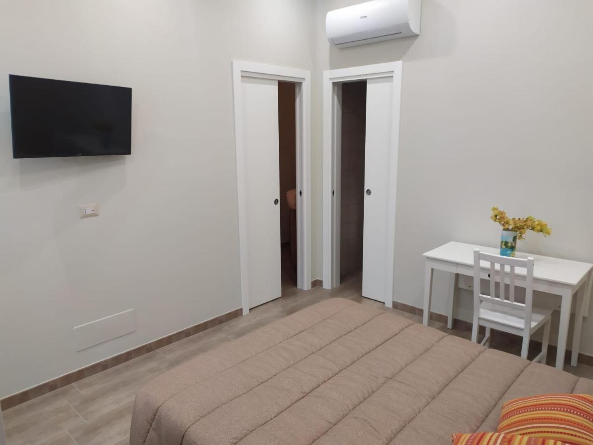 Dimora Sorriso Apartment Bari Exterior photo