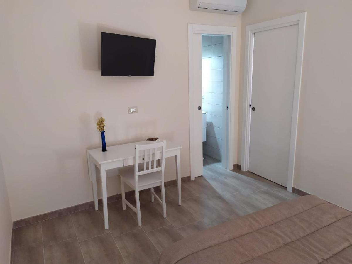Dimora Sorriso Apartment Bari Exterior photo