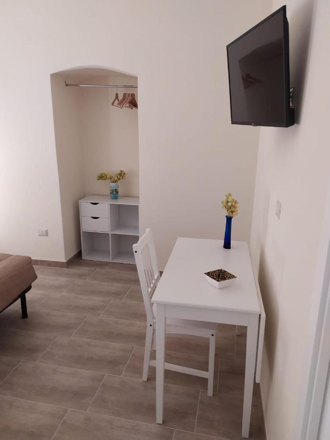 Dimora Sorriso Apartment Bari Exterior photo